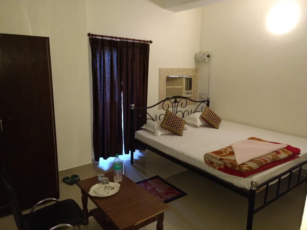 Hotel Shreya Bhubaneswar Exterior foto